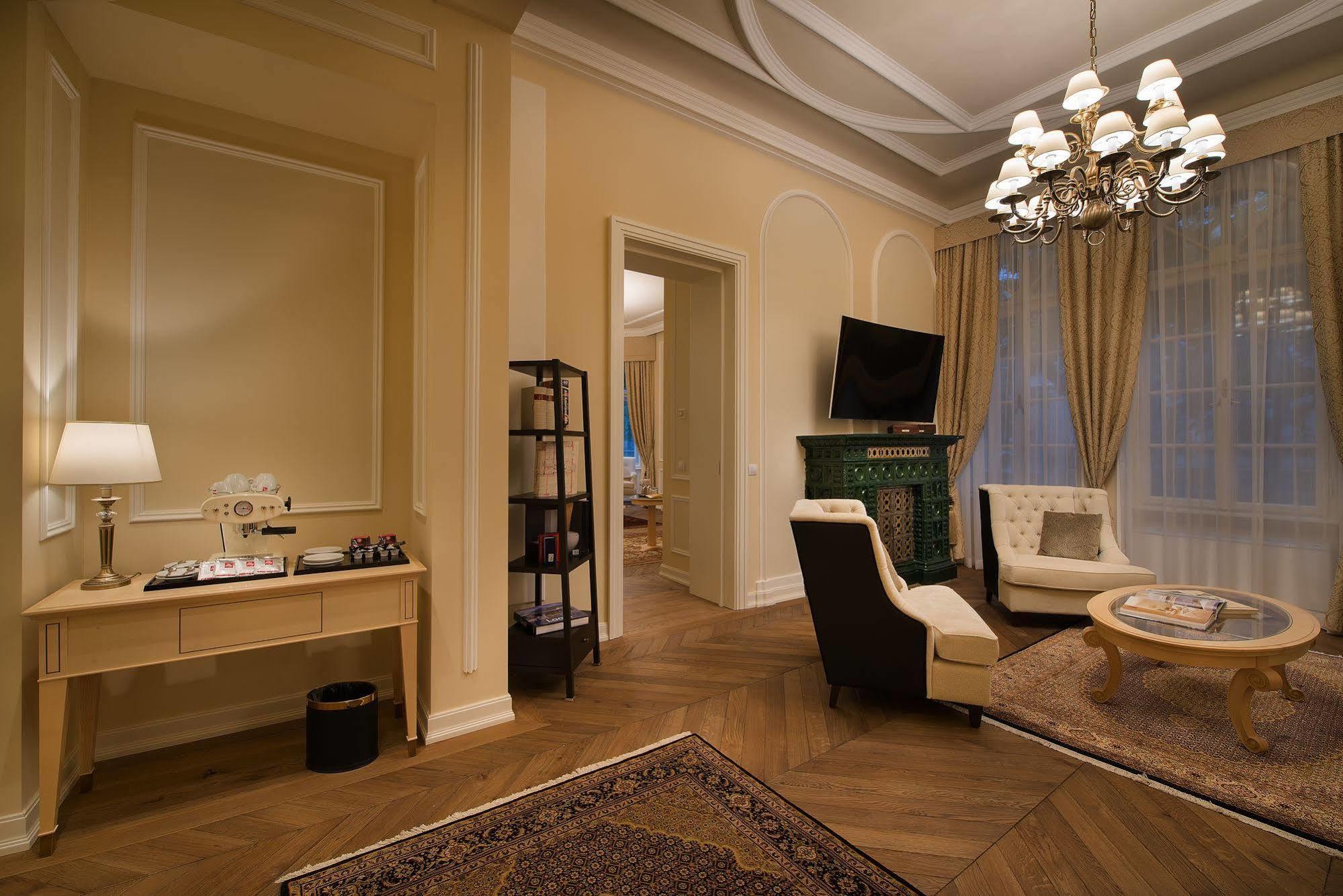 Wilson Palace By Loft Братислава Екстериор снимка