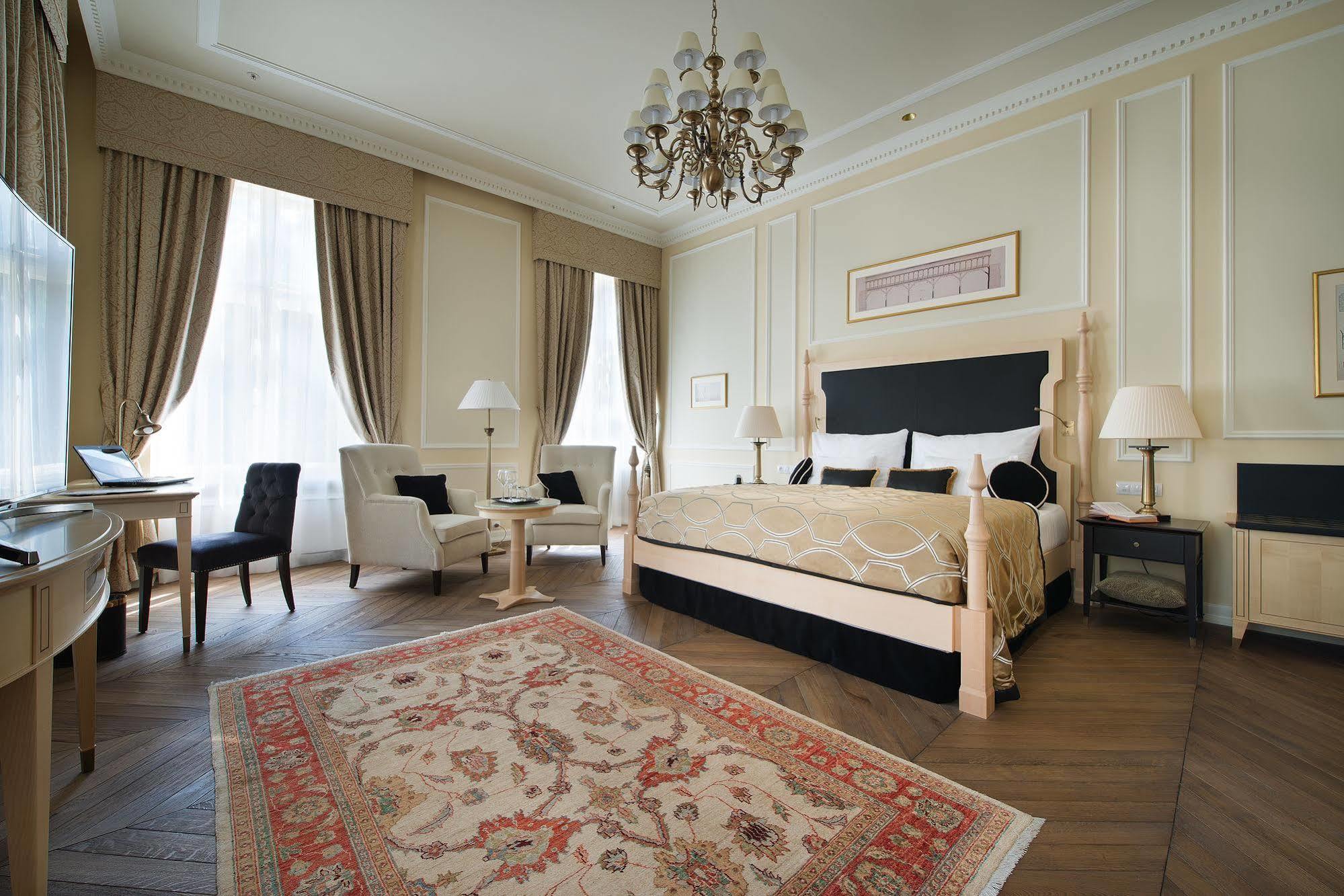 Wilson Palace By Loft Братислава Екстериор снимка